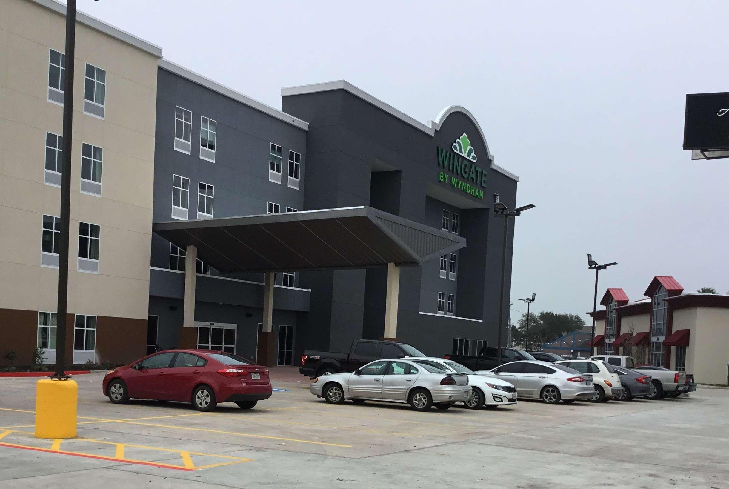 Wingate By Wyndham Corpus Christi Hotel Exterior photo